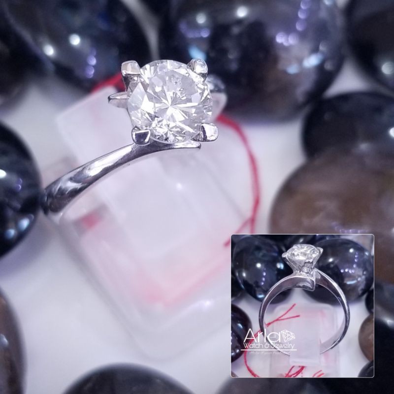 Solitaire ring 1.20Ct Natural diamond