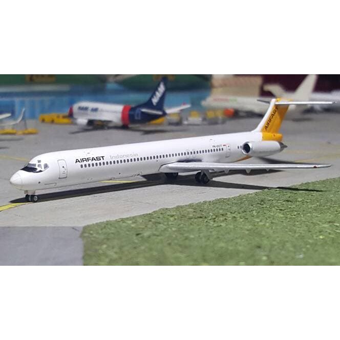 Miniatur Pesawat Garuda - Diecast Pesawat Jet - Diecast Pesawat Airfast Indonesia Md-82 Pk-Oct By