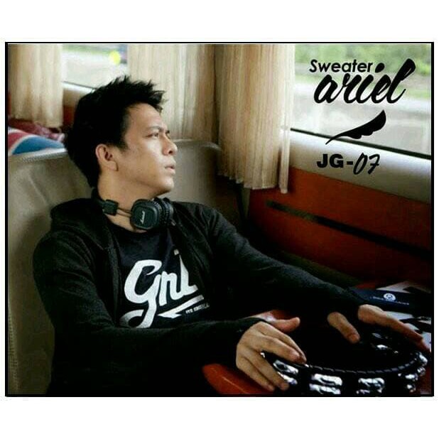 sweater rajut pria/sweater rajut wanita/rajut ariel/greenlight - Maroon