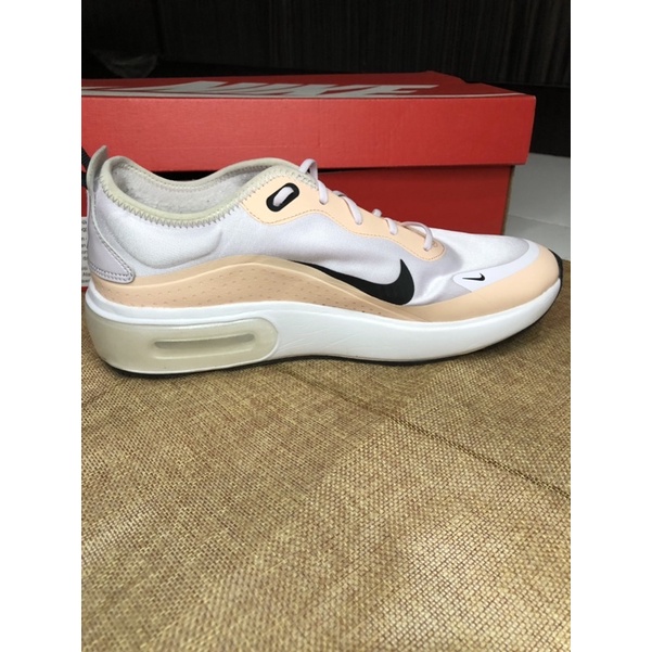 Preloved Nike Air Max Dia - Original Store| Sepatu Nike Wanita