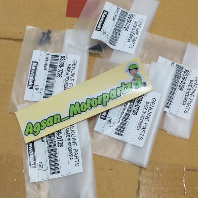 Baut Rivet fairing ninja rr new ninja 250 rr mono 250 SL z250 SL original Kawasaki