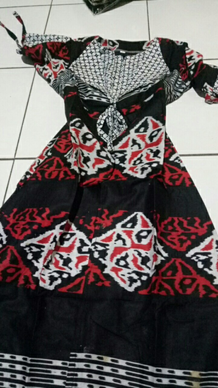 Batik Couple Keluarga Modern Sania Ruffle Ori Ndoro Jowi Dnt Motif Songket Merah Termurah Shopee