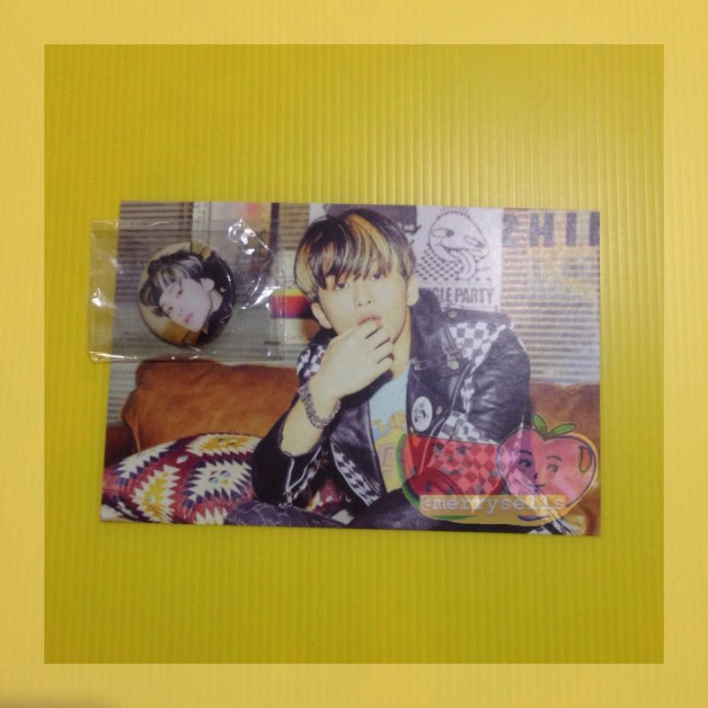 NCT 127; NEO ZONE MERCH - MARK POSTCARD + PIN SET