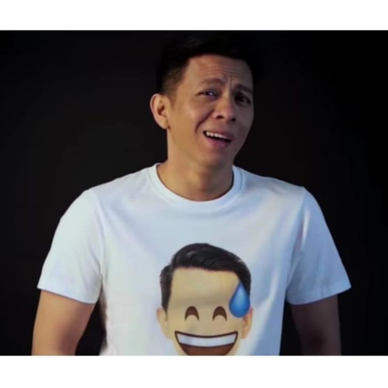 BAJU GREENLIGHT EMOJI KAOS ARIEL