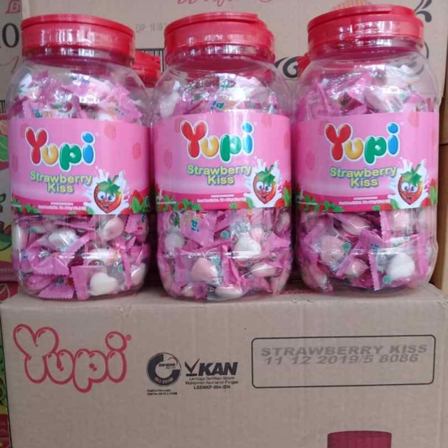 

Yupi strawberry