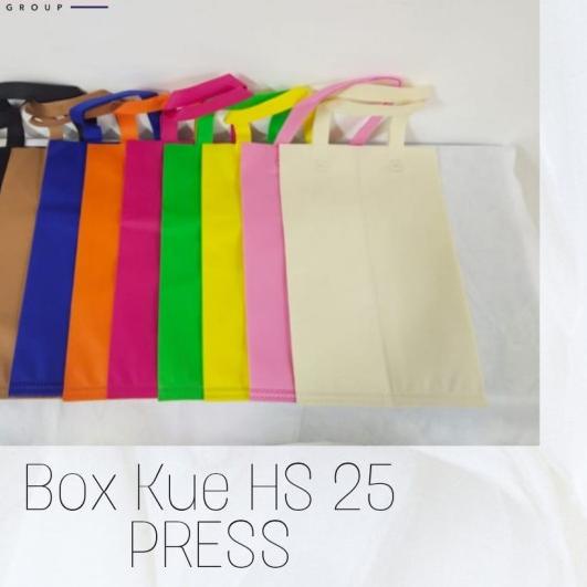

✤ TAS BOX KUE SPUNBOND / GOODIE BAG / BOX KUE HS 25 PRESS Perlusin - Putih ♜