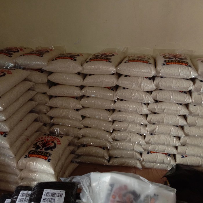 

540ffiepp Beras Rojolele 5 Kg 244Q40112