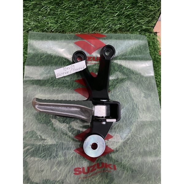 Step Belakang Bagian Kanan Satria FU Injeksi ORI SGP