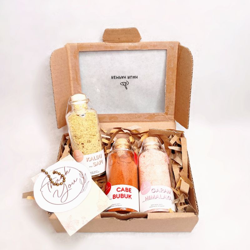 

REMPAH RUAH SPICES GIFT HAMPERS ( 3 bottle @30ml )