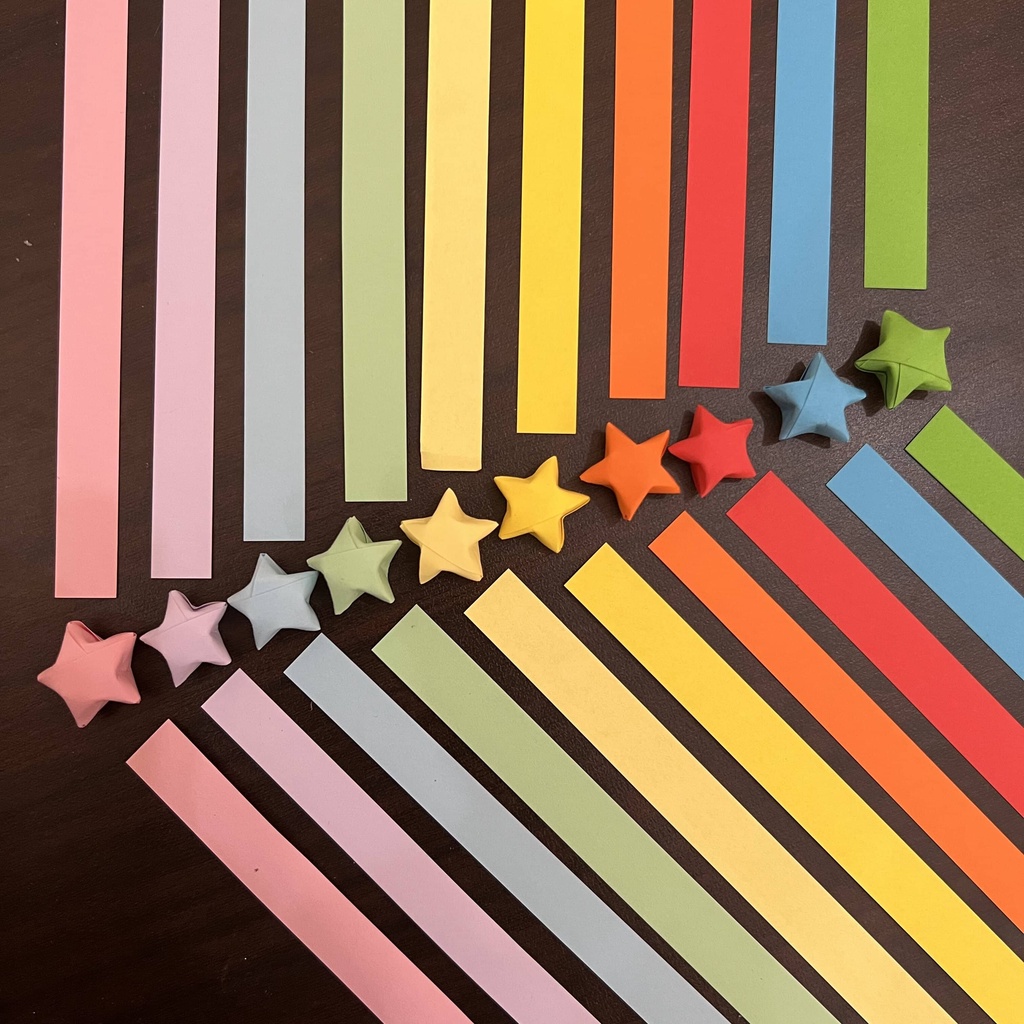 Kertas Bintang Paper Star Full Colour quilling quiling Pastel Green Yellow Orange Red Origami Rainbow Kesenian Seni Rupa Kerajinan Tangan Pajangan Dekorasi Craft Crafting Kreatifitas Kreatif Create Creative Premium Quality Unik Grosir Prakarya Malang