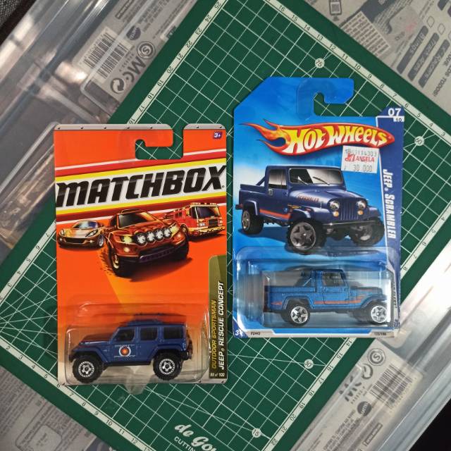 PAKET Hotwheels Jeep Scrambler & Matchbox Jeep Rescue Concept