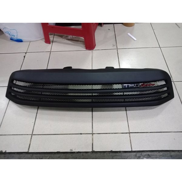 Grill innova reborn 2016 - 2018 trd sportivo