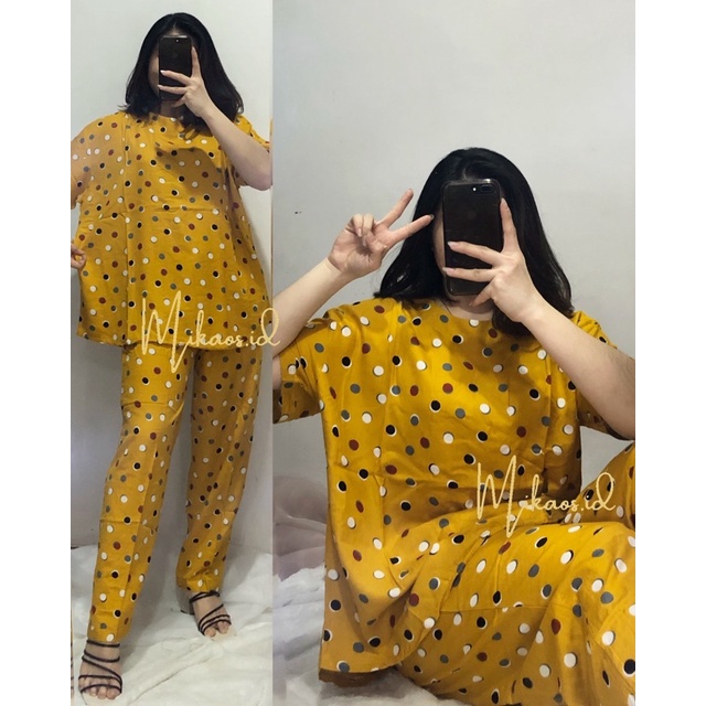 (COD) One set Piyama Abstrak Jumbo fit to Ld120cm | one set piyama rayon jumbo | one set pajamas Jumbo-POLKA YELLOW LD120cm