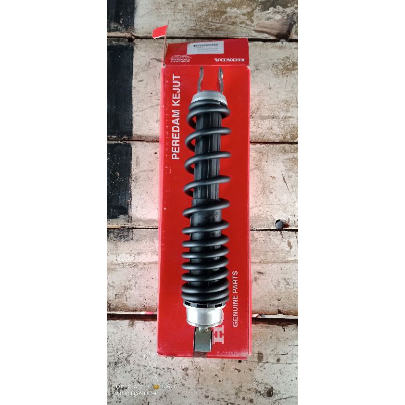 shockbreaker belakang motor Honda Vario 125