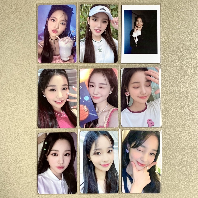 WEEEKLY JIHAN SOOJIN PHOTOCARD — we are pola, play game: holiday e world blue / navy ver, m world pi