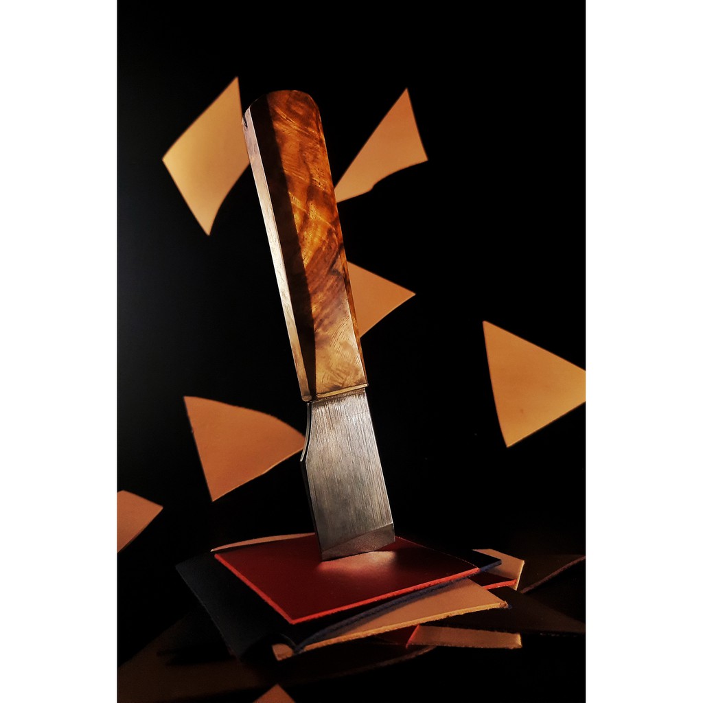 Leather Skiving and Japanese Knife