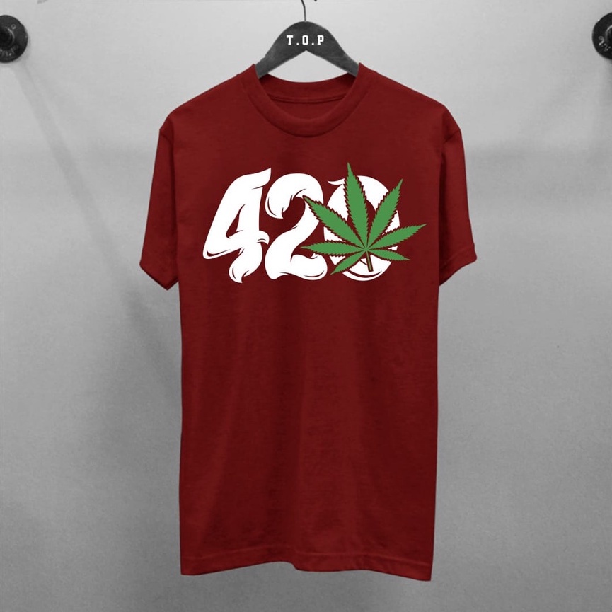 Kaos murah Kaos distro murah baju distro pria t-shirt murah combed30s 420 Daun GANJA