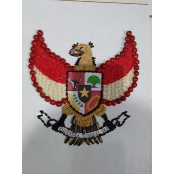 kolase biji bijian garuda indonesia