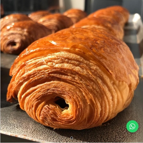 

Pain Au Chocolate AMBROGIO PATISSERIE BANDUNG VIENNOISERIES CROISSANT CROFFLE BUTTER SUGAR AUTHENTIC