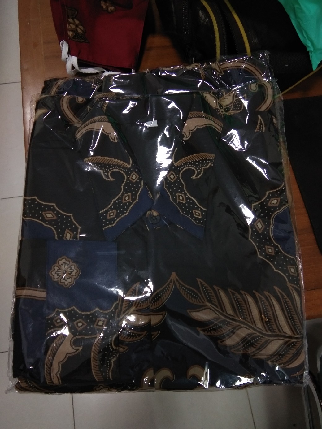 Krisno Mukti Navy Kemeja Batik Pria Lengan Panjang Full Furing Katun Halus Batu Raden