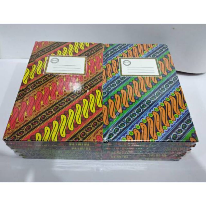 

Buku oktavo kecil Kuramas