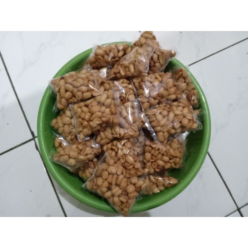 

KACANG BAWANG GORENG