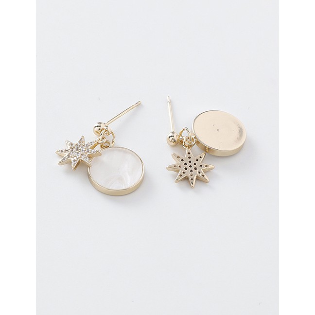 LRC Anting Tusuk Fashion Golden Snowflake Cutout Round Stud Earrings With Diamonds D71065