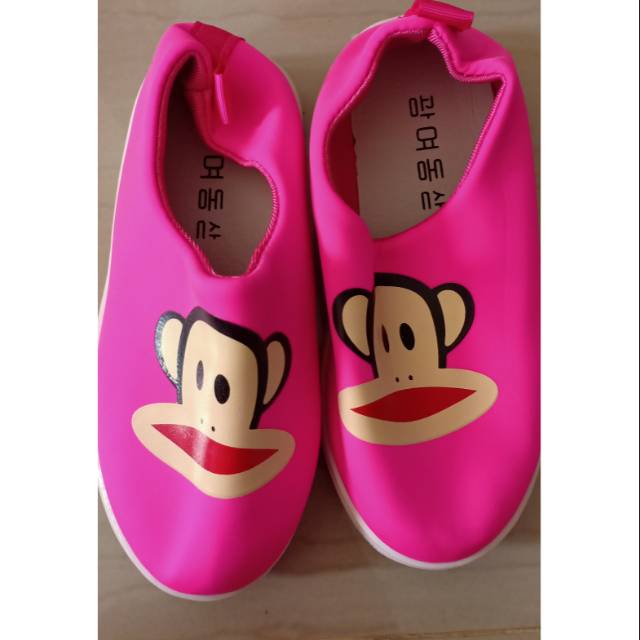 Sepatu Paul & Frank pink