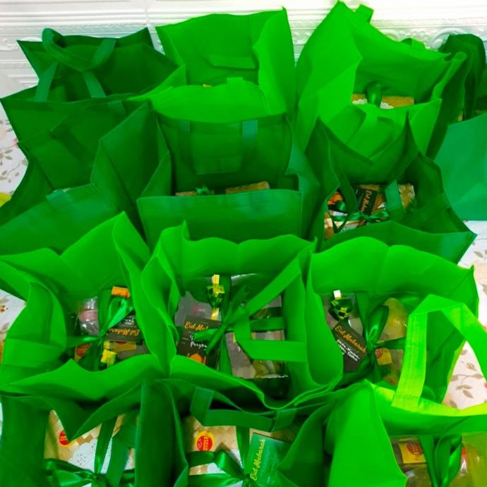 

Hampers Lebaran Parcel Paket Ramadhan Eid Idul Adha Pempek Gift Kue Sale!!!R30F
