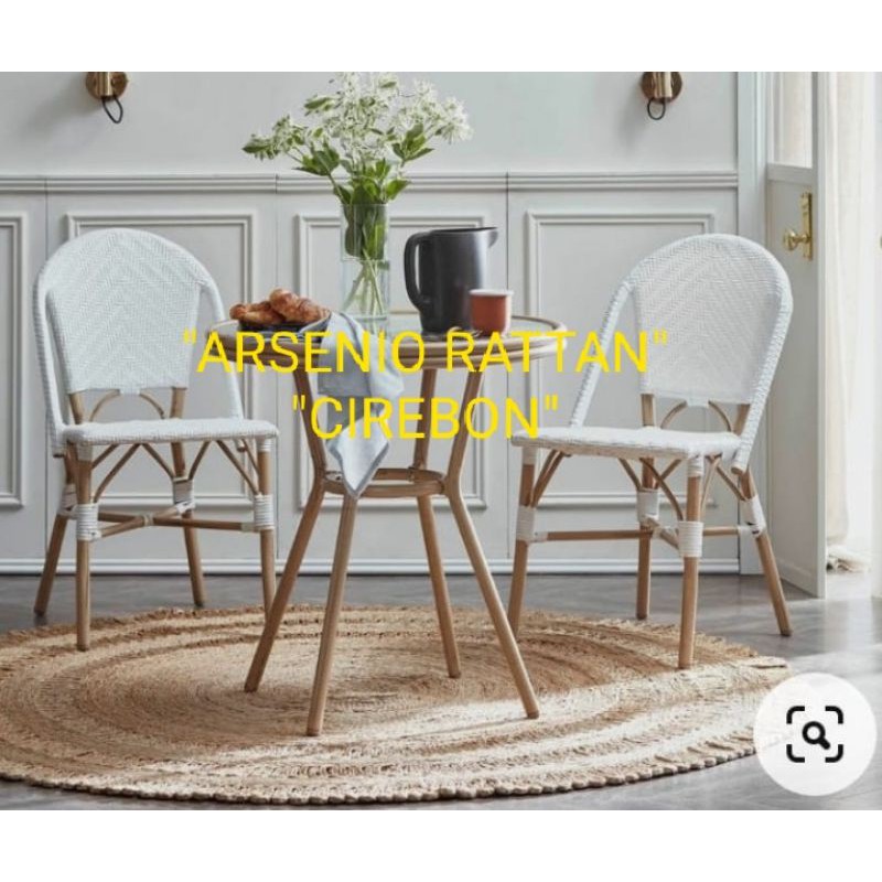 Kursi Makan Cafe Bahan Rotan Anyam Sintetis Super
