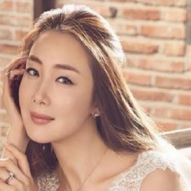 birgqg48bb5rvzefwcisyizv4hm8