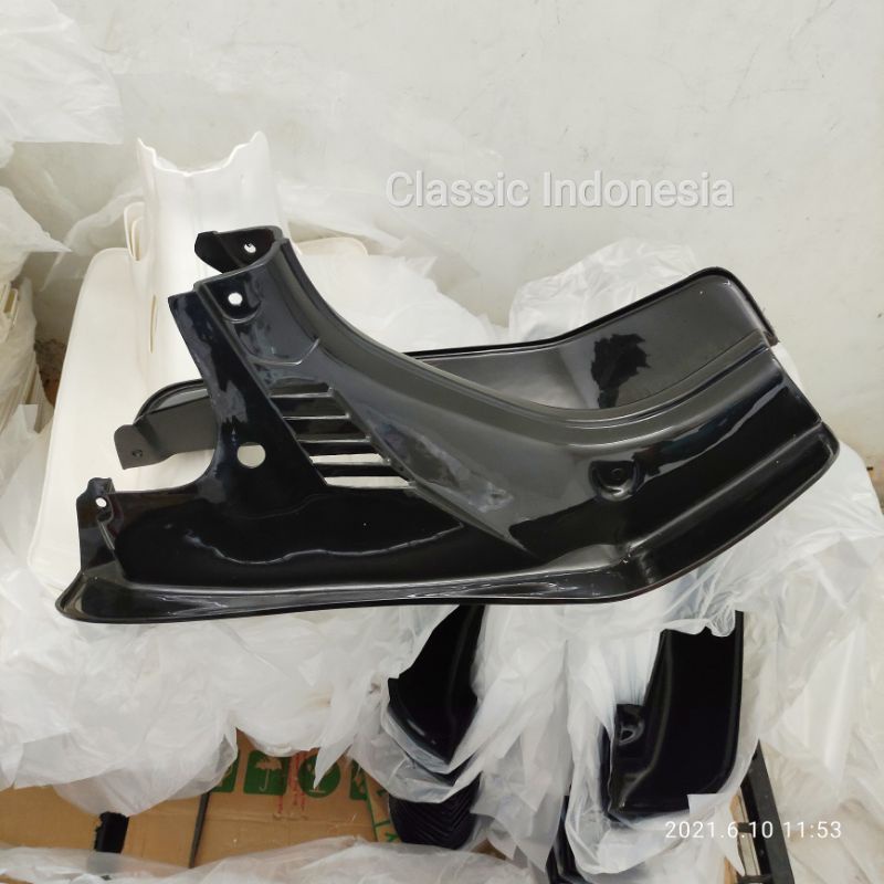 Sayap dek legshiel tebeng suzuki rc rc80 rc100 dk bravo blackbravo warna hitam