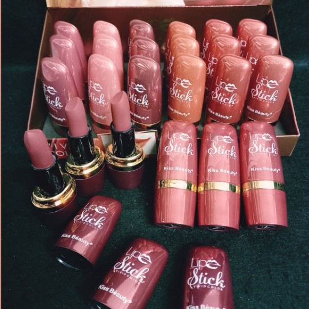 [PER 16 PCS] LIPSTICK KISS BEAUTY VIVID COLOR NO.35800-03A