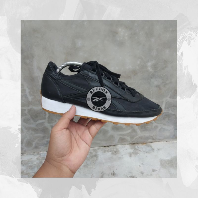 REEBOK AZTEC BLACK ORIGINAL