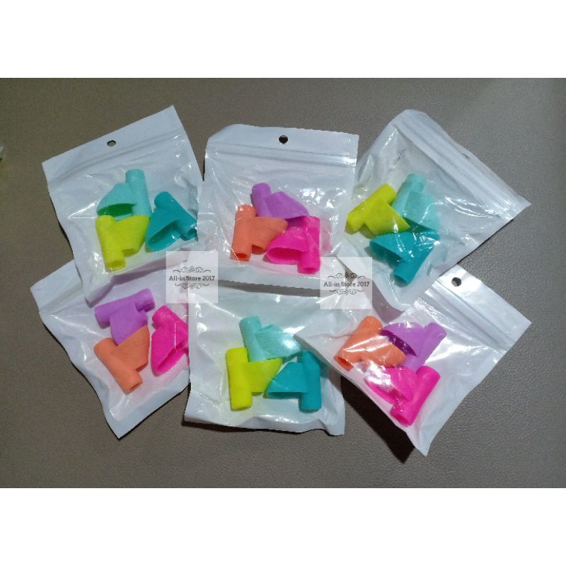 

(Bisa COD) Pencil Grip Emboss 3pcs, Alat Bantu Menulis Import, Bahan Silikon BPA Free