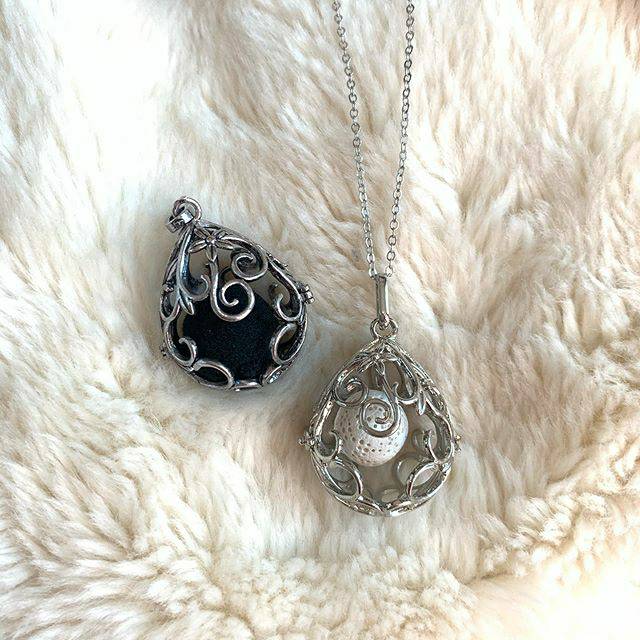 Marcia Teardrop kalung diffuser