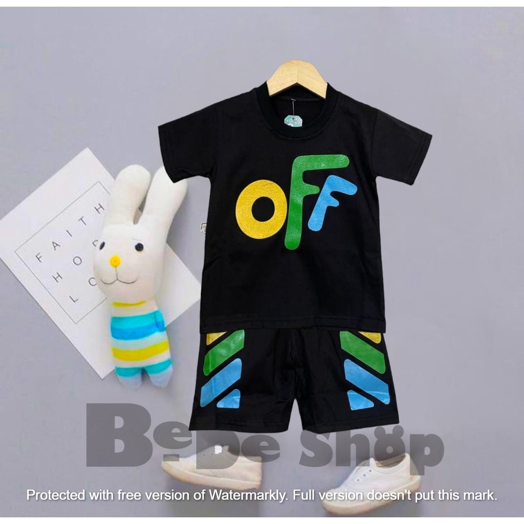 Setelan anak  laki-laki  motif off usia 1 sampai 6 tahun bahan katun warna putih dan hitam