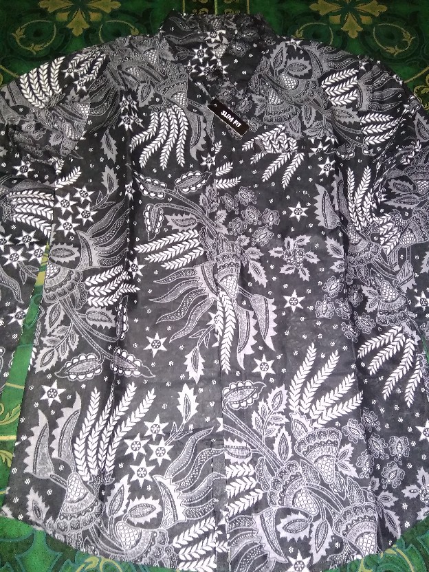 Kemeja Batik Pria • Manggar Abu • Baju Batik Pria • Atasan Batik Pria