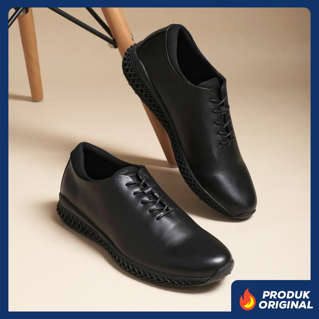 AMSTRONG BLACK ORIGINAL x KENZIOS Sepatu Formal Kulit Sapi Asli Pantofel Tali Full Hitam Pria Kerja Kantor Resmi Guru Kantoran Wisuda Kuliah Pesta Undangan Kondangan Nikah Modern Black Oxford Casual Derby Genuine Leather Footwear Terbaru Branded Kekinian
