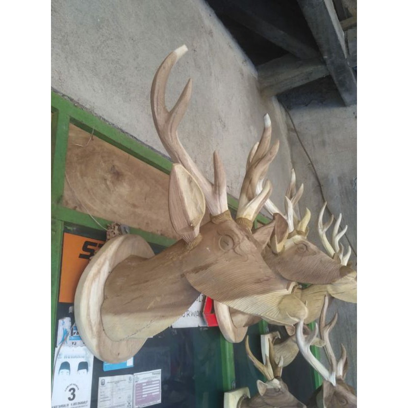 PATUNG KEPALA RUSA HANDICRAFT HIASAN DINDING