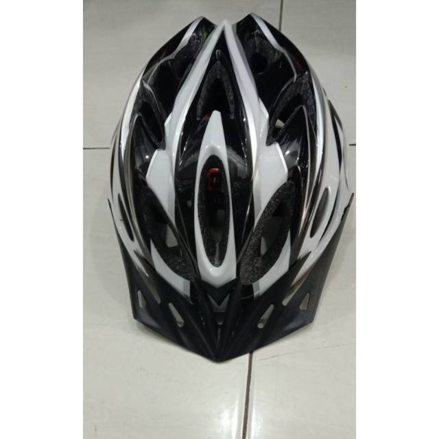 Helm sepeda pasific