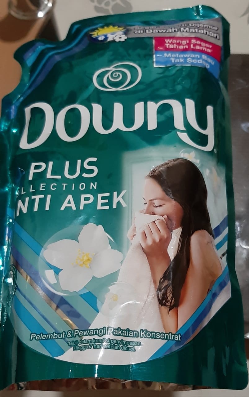 Downy Plus Collection Anti Apek 680ml Pewanggi Pakaian