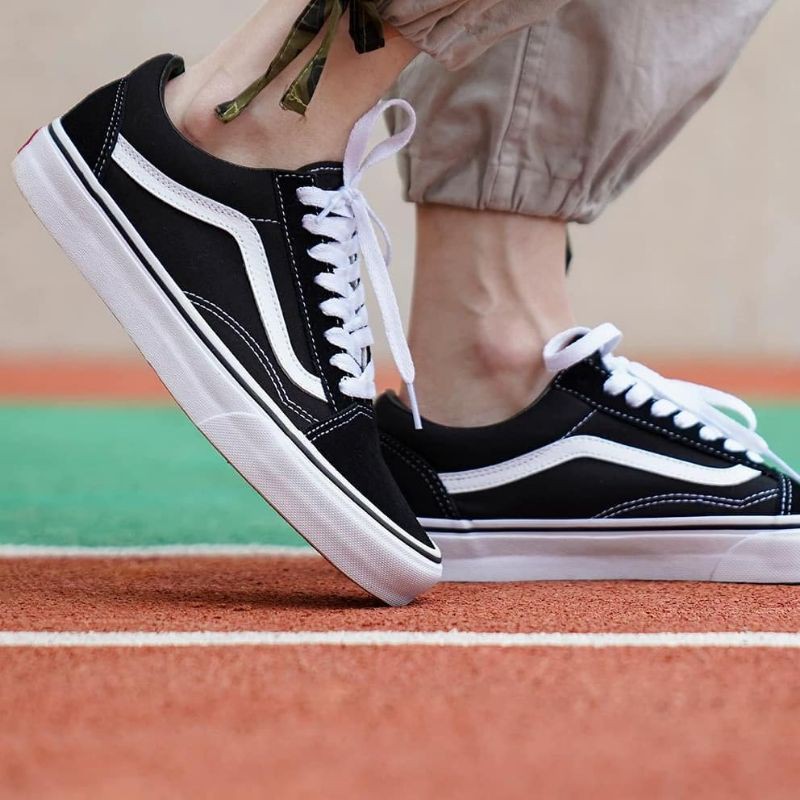 vans classic black mens