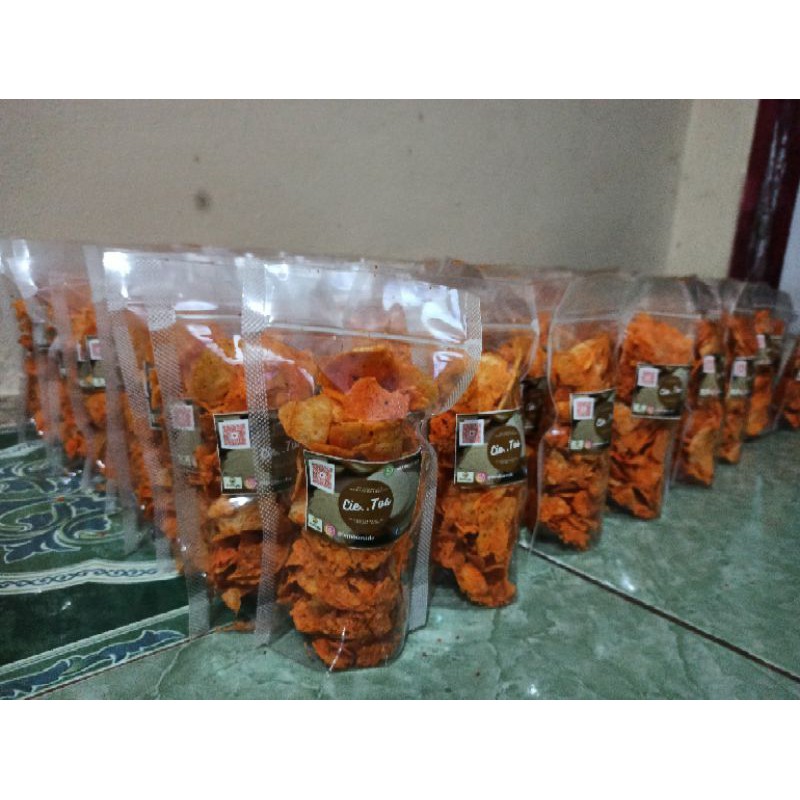 

Remahan KENTANG CHIPS gurih balado spicy, Kriptang asli Cikajang GARUT