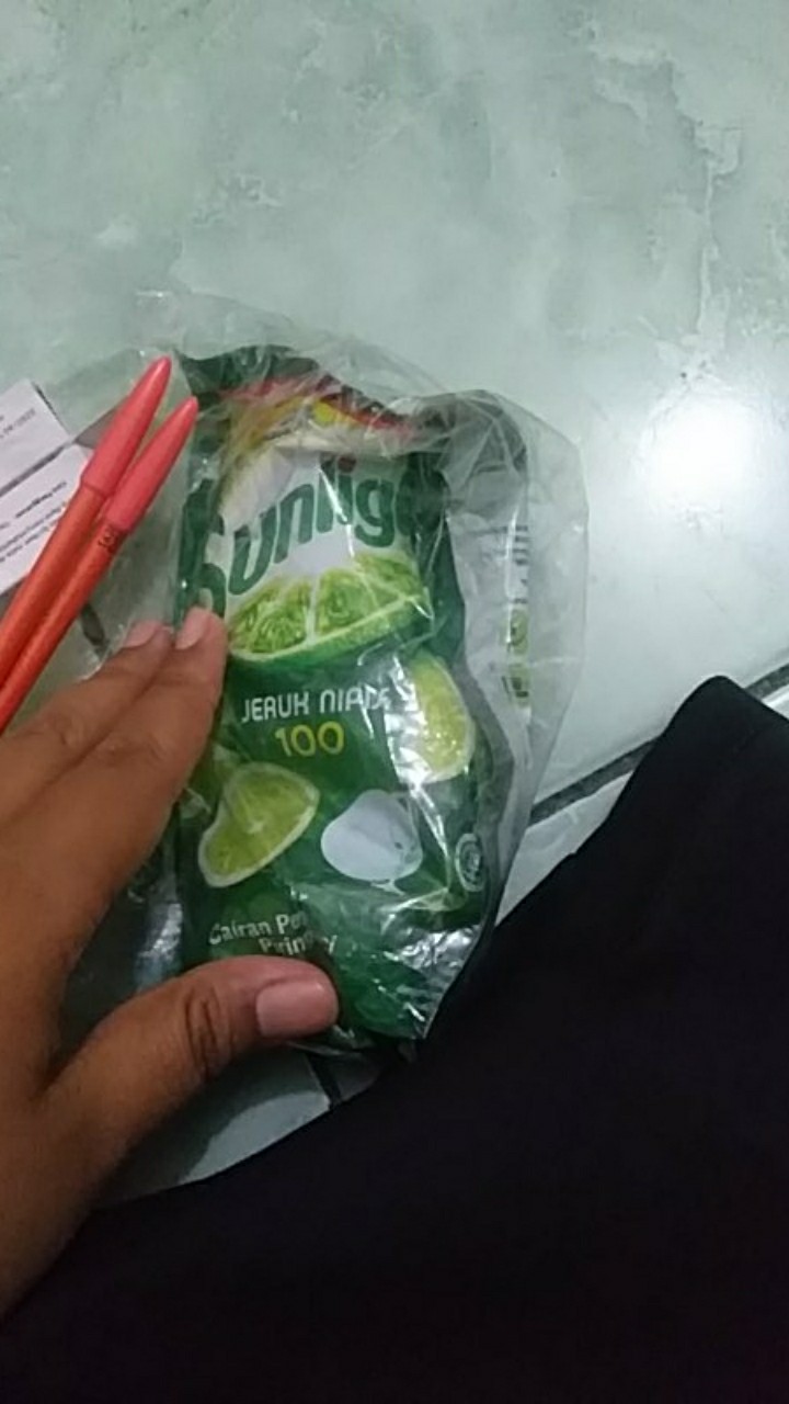 Sunlight / Sabun Pencuci Piring Cair