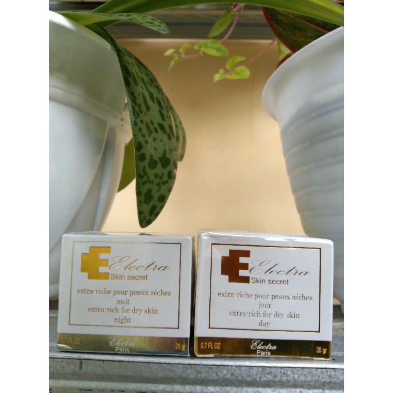 Cream Electra Organic Plant