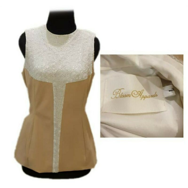 BLOOM APPARELS BAJU/ATASAN/PAKAIAN/BUSANA MOTIF CREAM SIZE L