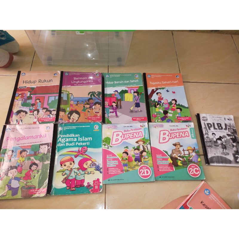 buku tema kelas 2