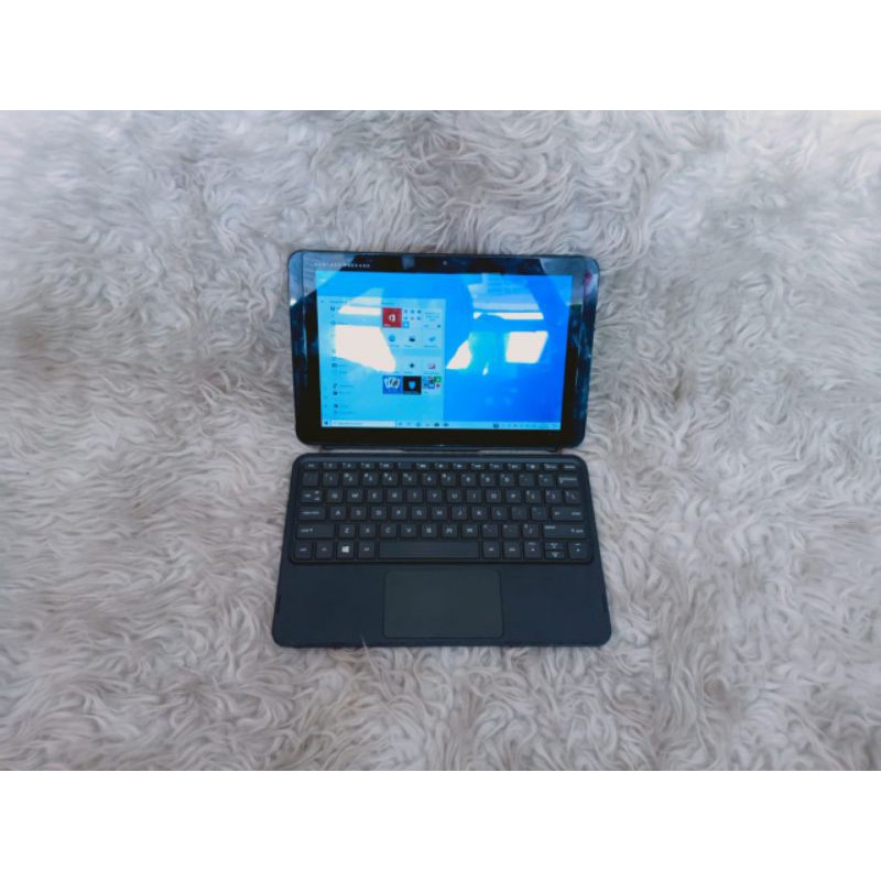 Notebook HP Pavilion X2 Ram 2gb EMMC 32gb Layar sentuh