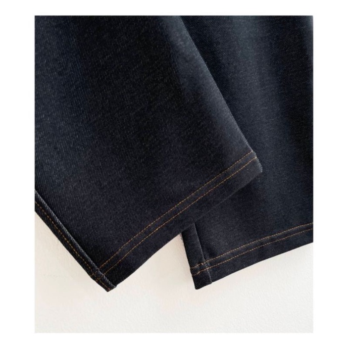 Uniqlo dark color cropped jegging pants